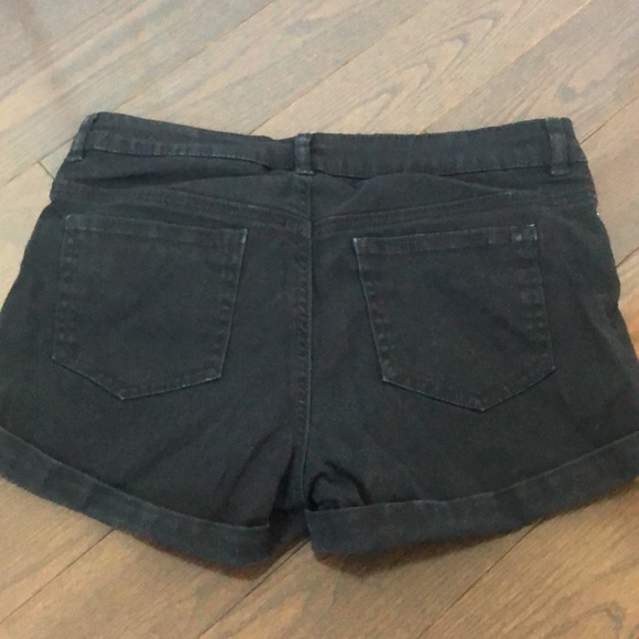 Girls black jean shorts - Picture 2 of 2